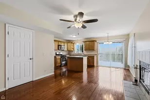 60 E Honeysuckle Dr, Round Lake Beach, IL 60073 - Photo 11
