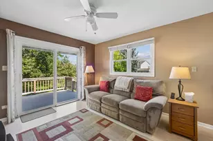 317 W Harvard Cir, South Elgin, IL 60177 - Photo 7