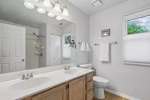 317 W Harvard Cir, South Elgin, IL 60177 - Photo 13