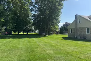 506 SW 3rd St, Aledo, IL 61231 - Photo 3