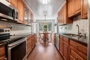 22 Park Ln, Park Ridge, IL 60068 - Photo 5