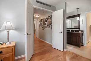22 Park Ln, Park Ridge, IL 60068 - Photo 15