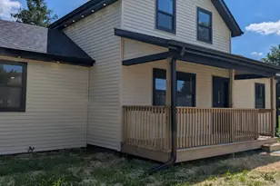 206 E Jefferson St, Gardner, IL 60424 - Photo 3
