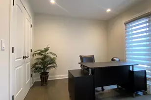 1052 Margret St, Des Plaines, IL 60016 - Photo 11