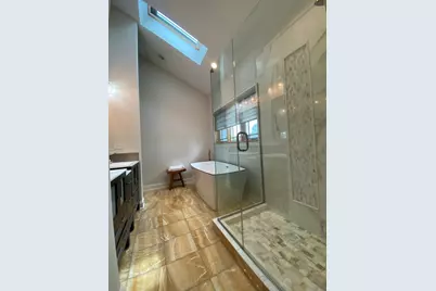 1052 Margret Street, Des Plaines, IL 60016 - Photo 17