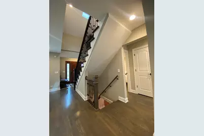 1052 Margret Street, Des Plaines, IL 60016 - Photo 27