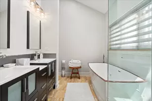 1052 Margret St, Des Plaines, IL 60016 - Photo 19