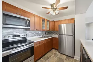 7337 S South Shore Dr, Chicago, IL 60649 - Photo 7