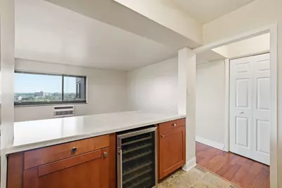 7337 S South Shore Drive #1030, Chicago, IL 60649 - Photo 9