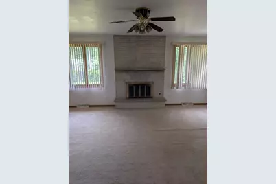 2007 Ingalls Avenue, Joliet, IL 60435 - Photo 5