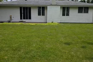 2007 Ingalls Ave, Joliet, IL 60435 - Photo 3