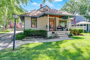 639 S 2nd St, West Dundee, IL 60118 - Photo 33