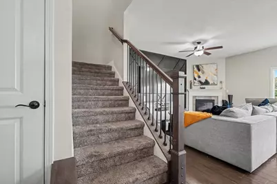 816 Sedgegrass Drive, Champaign, IL 61822 - Photo 9