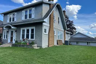 123 E Erie St, Spring Valley, IL 61362 - Photo 3