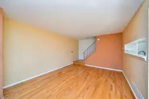 1675 Valley Forge Ct, Wheaton, IL 60189 - Photo 3