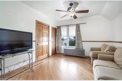 2416 N Rutherford Avenue, Chicago, IL 60607 - Photo 13