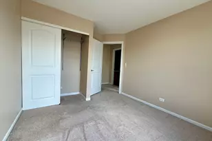 2406 Neubauer Circle, Lindenhurst, IL 60046 - Photo 25