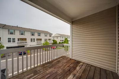 2406 Neubauer Circle #14-3, Lindenhurst, IL 60046 - Photo 13