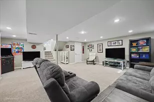 767 N Willow Rd, Elmhurst, IL 60126 - Photo 25