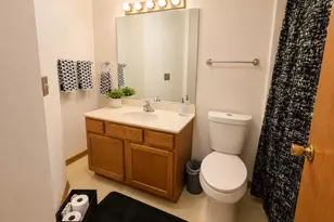 3611 Merriott Dr, Rockford, IL 61101 - Photo 9