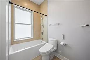 2901 N Burling St, Chicago, IL 60657 - Photo 33