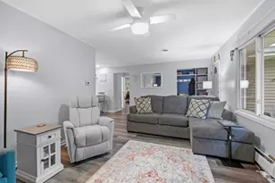 701 Kane St, South Elgin, IL 60177 - Photo 7