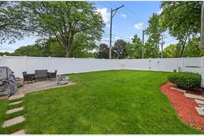 701 Kane Street, South Elgin, IL 60177 - Photo 29