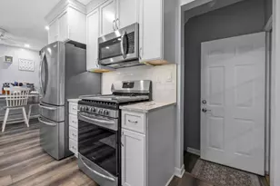 701 Kane St, South Elgin, IL 60177 - Photo 11