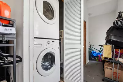 3013 N Racine Avenue, Chicago, IL 60657 - Photo 25