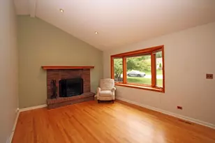 220 Fairway Rd, Lake Zurich, IL 60047 - Photo 13