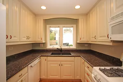 220 Fairway Road, Lake Zurich, IL 60047 - Photo 21