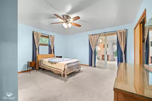5878 Rose Cir, Saint Anne, IL 60964 - Photo 5