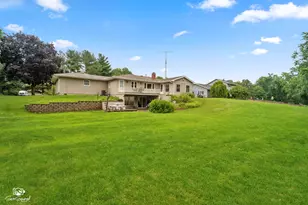 5878 Rose Cir, Saint Anne, IL 60964 - Photo 31