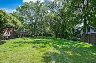 5631 S Elm St, Hinsdale, IL 60521 - Photo 29