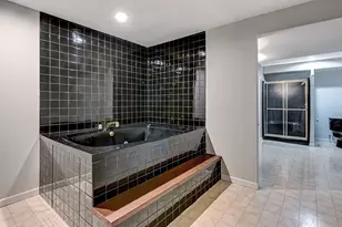 5631 S Elm St, Hinsdale, IL 60521 - Photo 25