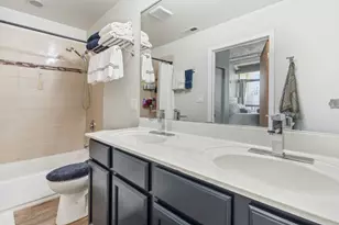 1610 W Fullerton Ave, Chicago, IL 60614 - Photo 13