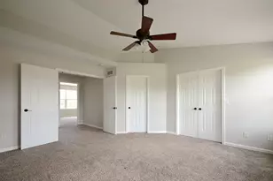 2429 River Oaks Ln, Rockford, IL 61102 - Photo 7