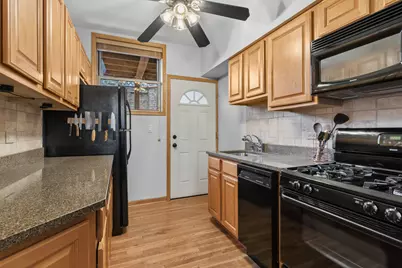 245 Washington Boulevard #2B, Oak Park, IL 60302 - Photo 7