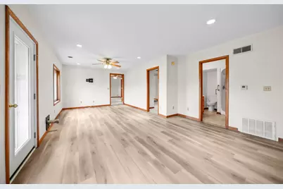 165 S Blackhawk Road, Oregon, IL 61061 - Photo 9
