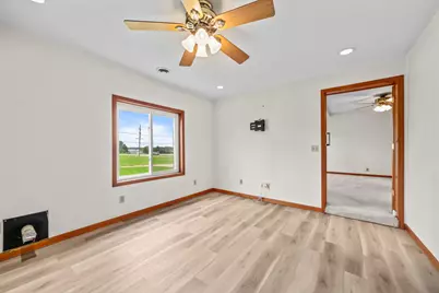 165 S Blackhawk Road, Oregon, IL 61061 - Photo 5