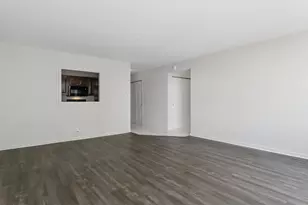 3600 N Lake Shore Dr, Chicago, IL 60613 - Photo 13
