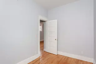 941 W Windsor Ave, Chicago, IL 60640 - Photo 9