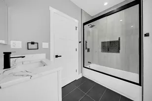 4830 W Crystal St, Chicago, IL 60651 - Photo 23