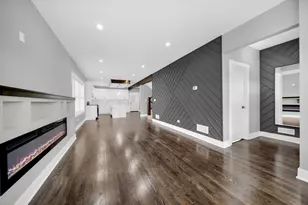 4830 W Crystal St, Chicago, IL 60651 - Photo 17