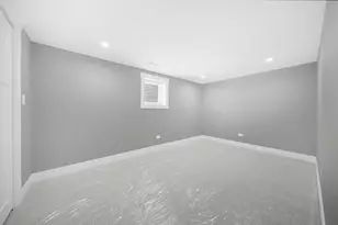 4830 W Crystal St, Chicago, IL 60651 - Photo 31