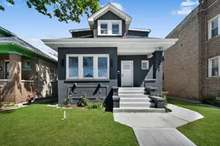 4830 W Crystal St, Chicago, IL 60651 - Photo 1