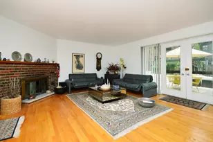 5117 S Cornell Ave, Chicago, IL 60615 - Photo 3