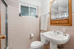 4836 Kirk St, Skokie, IL 60077 - Photo 13