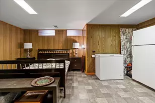 4836 Kirk St, Skokie, IL 60077 - Photo 15