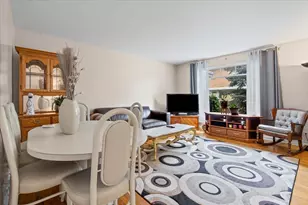 4836 Kirk St, Skokie, IL 60077 - Photo 5